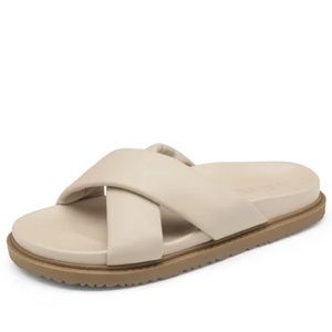 Dream Pairs Women's Sandals in Cream